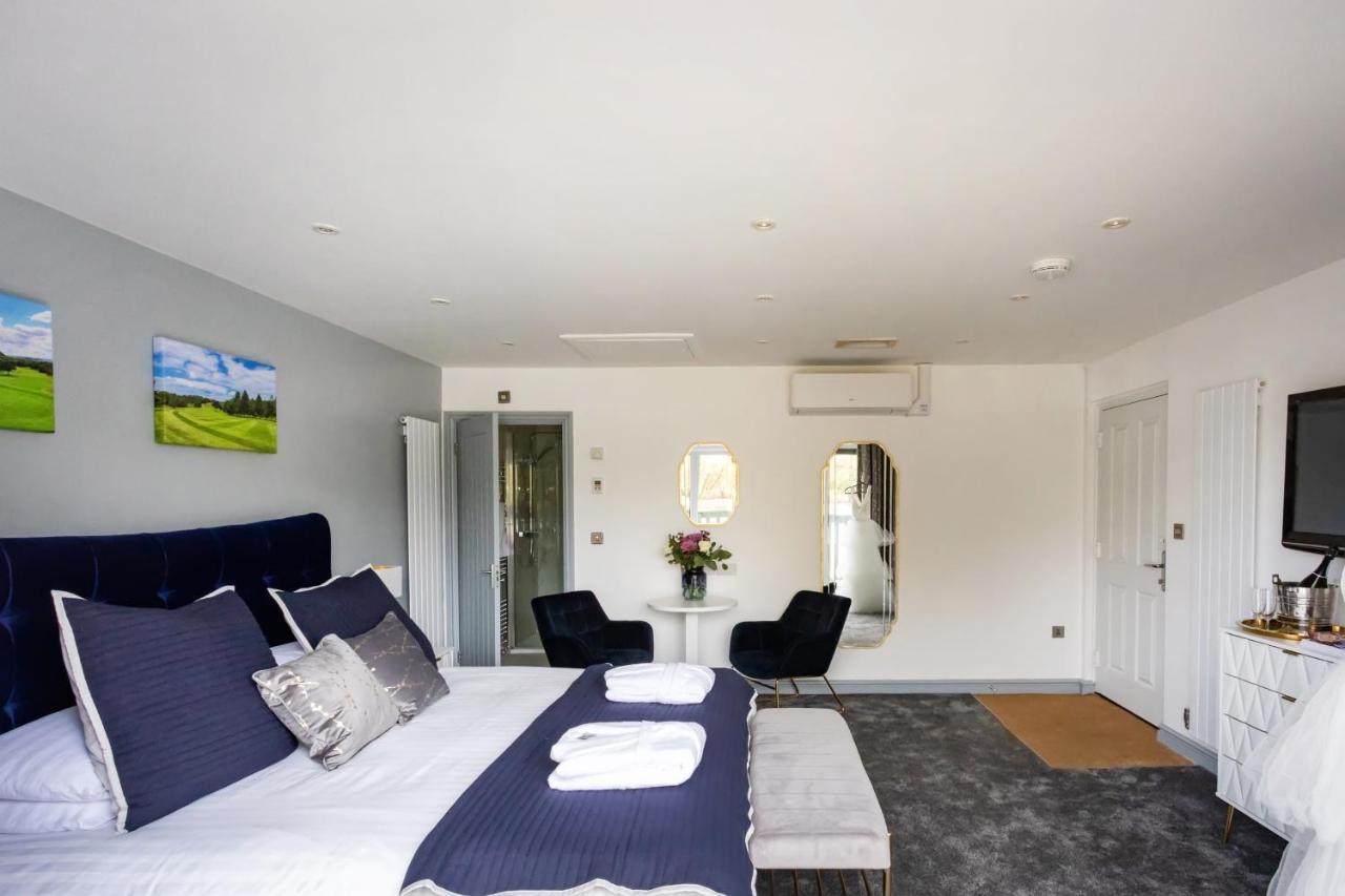 Villa The Vale Golf & Country Club Bishampton Esterno foto
