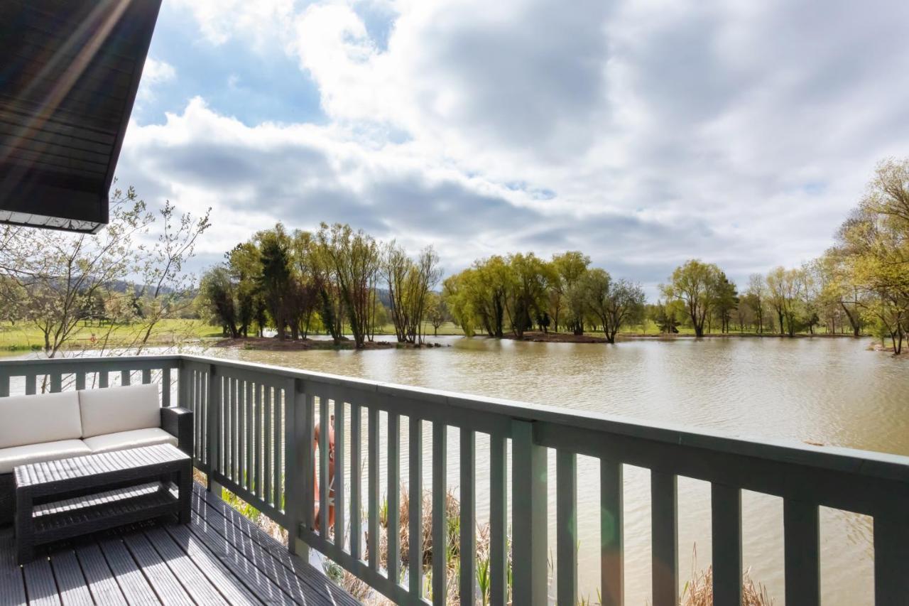 Villa The Vale Golf & Country Club Bishampton Esterno foto
