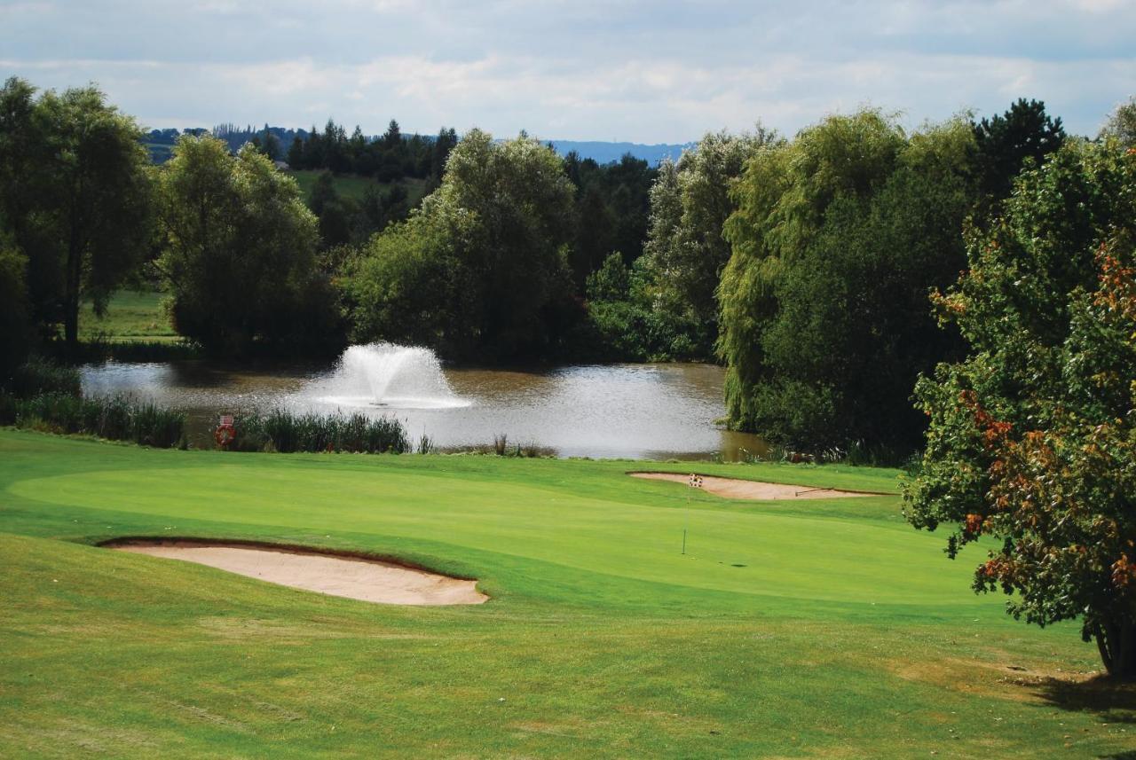 Villa The Vale Golf & Country Club Bishampton Esterno foto